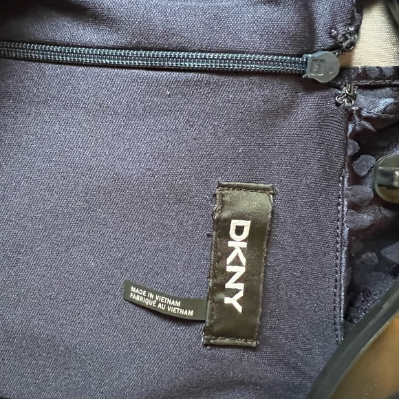 Dkny Animal Print Stretch Midi Dress Navy 6, mint condition - Picture 6 of 7